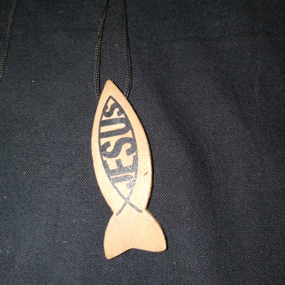 Christian JESUS Necklace Fish UNISEX men Women Kids